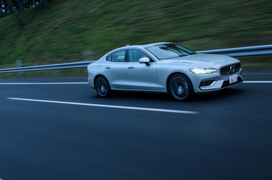  Volvo S60 T6 Inscription 2019 года  (JP) (фото 16 из 21)